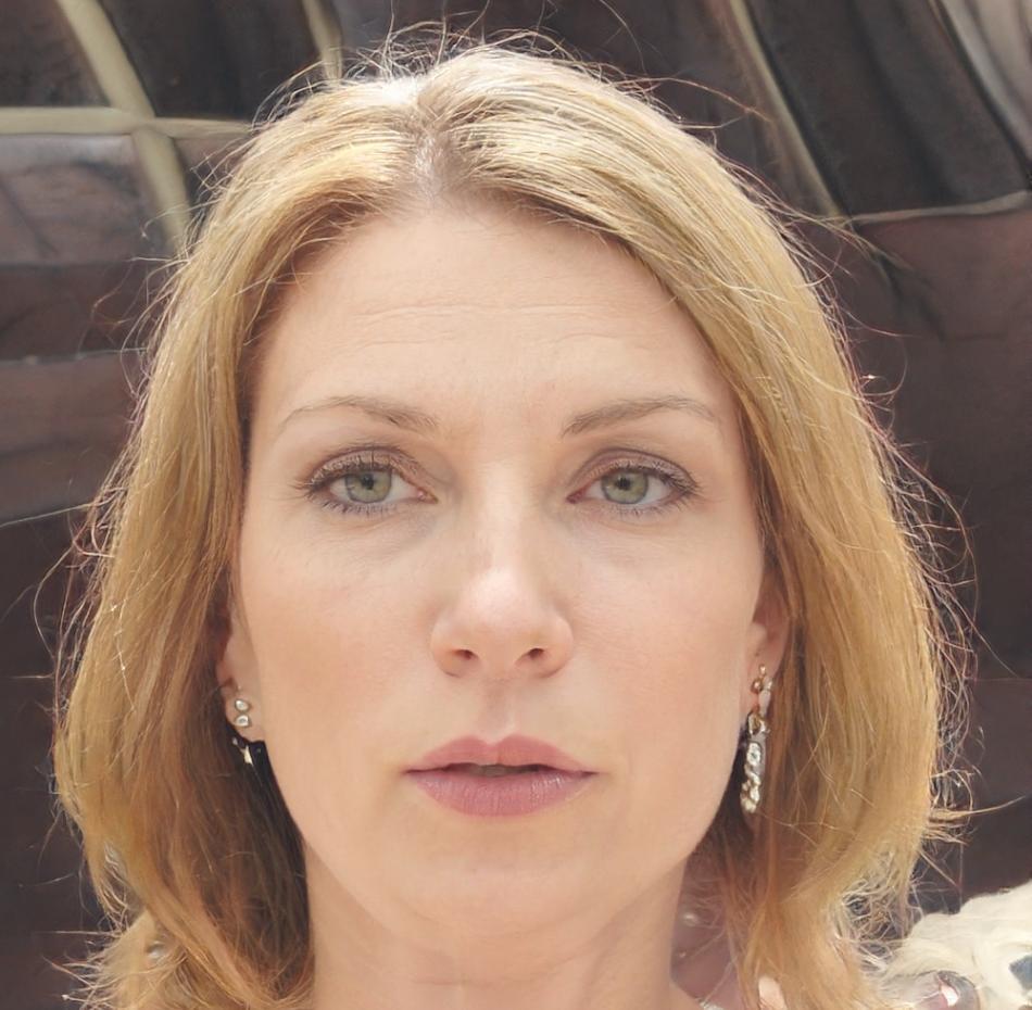 Retrato profesional de Clemencia Herrero